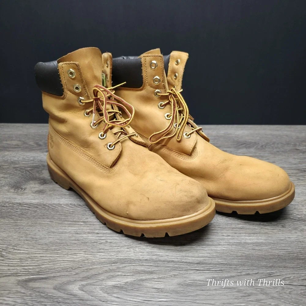 Timberland Wheat Leather Lace-Up Work Boots with Black Collar